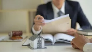 Should I Still Hire An Attorney To Sell My House?